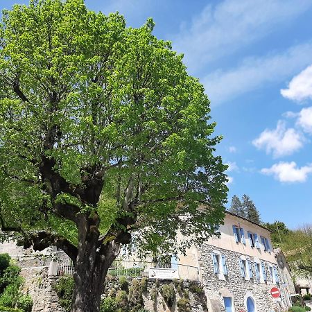 Bed and Breakfast Le Sareymond Menee Екстер'єр фото