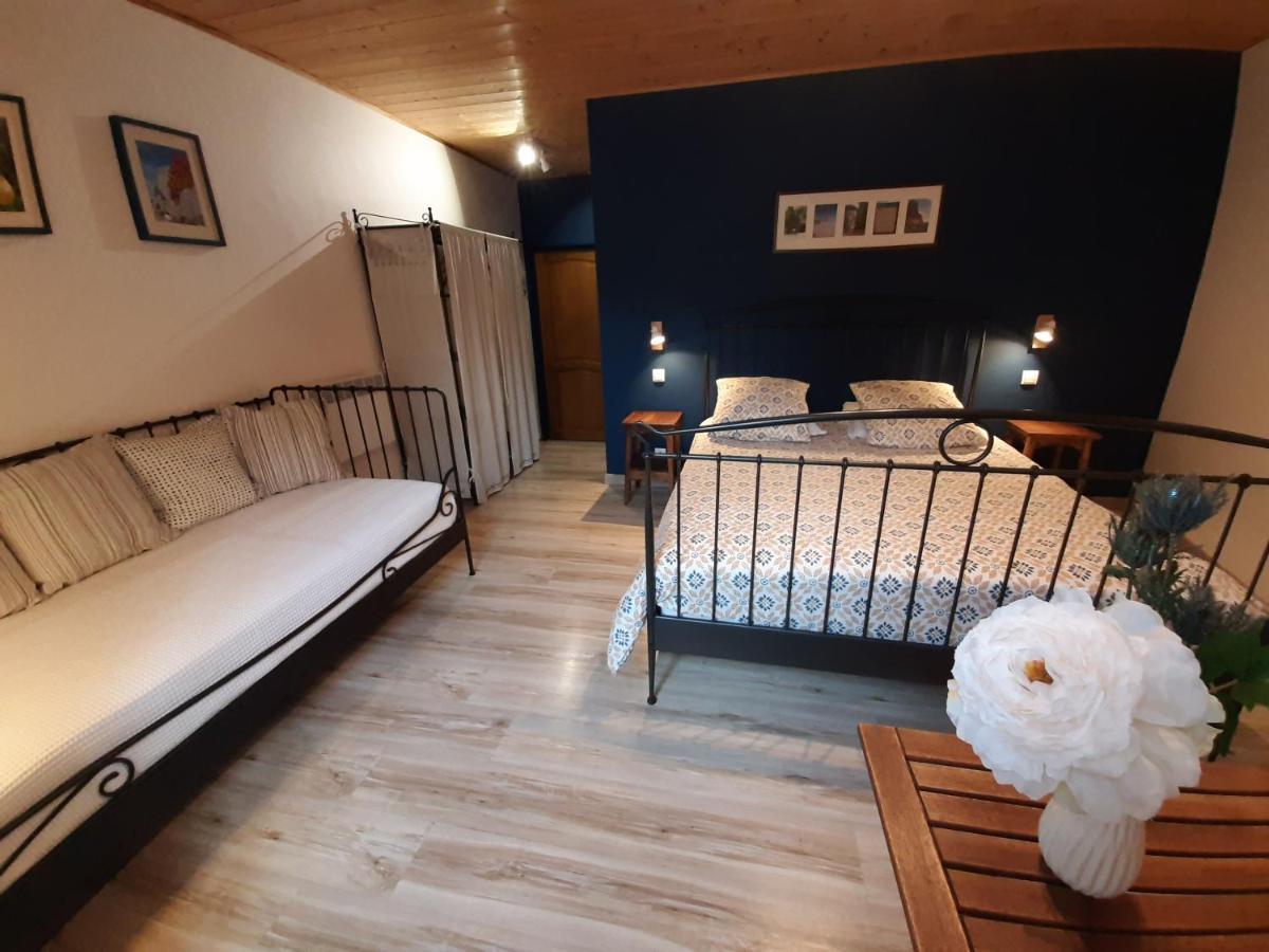 Bed and Breakfast Le Sareymond Menee Екстер'єр фото
